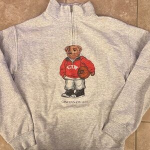 Cincinnati Gray Bear Graphic Zip Up Sweatshirt